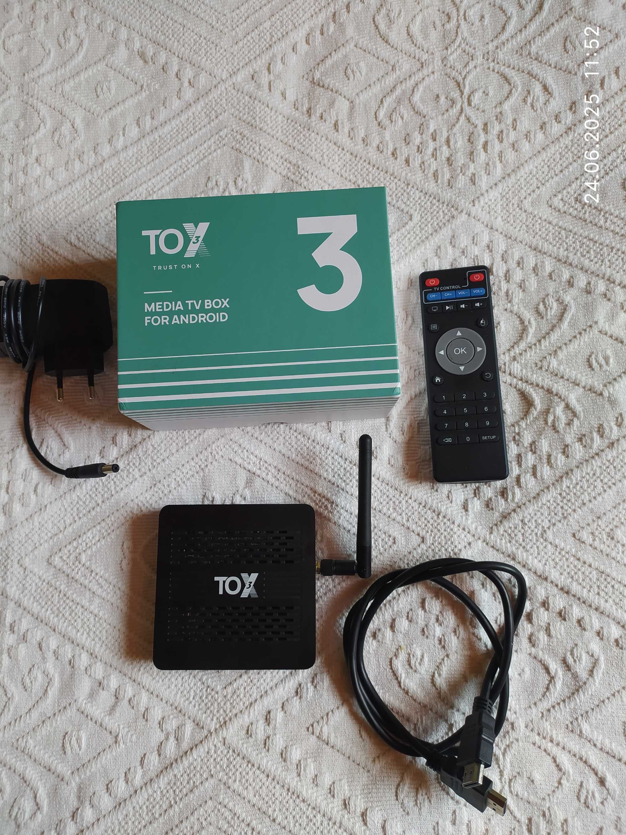 ТВ приставка ТОХ 3  4/32 ГБ SMART TV BOX Android 11.