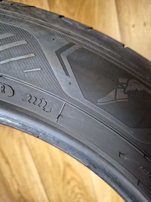 225/55/19 Good Year para Lato 5,8mm 22r