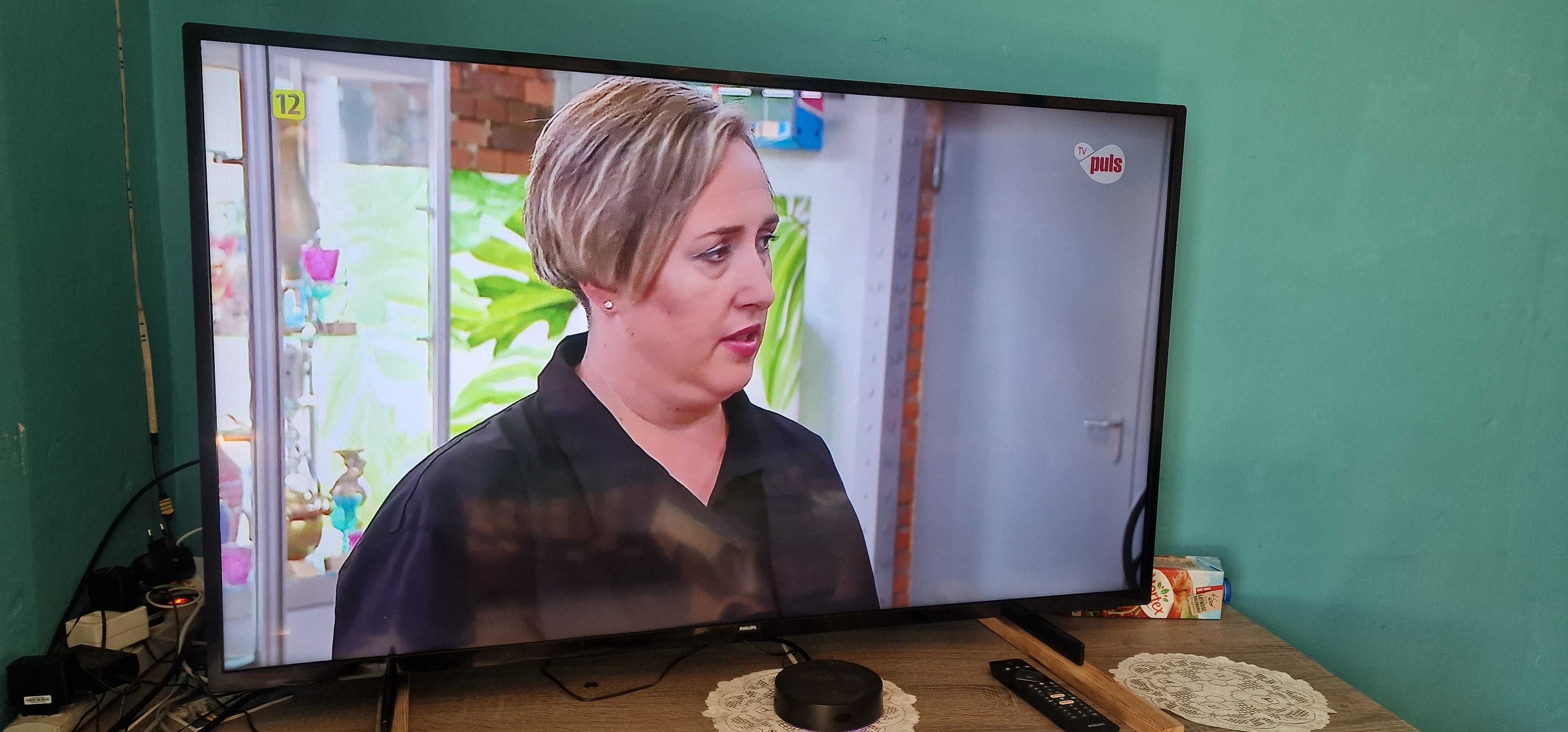 Sprzedam duzy  TV Philips 50 cal 4K UHD 3-letni Smart Wifi
