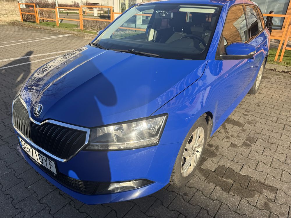 Wynajem skoda Fabia kombi ben/Gaz prywatnie lub na Taxi