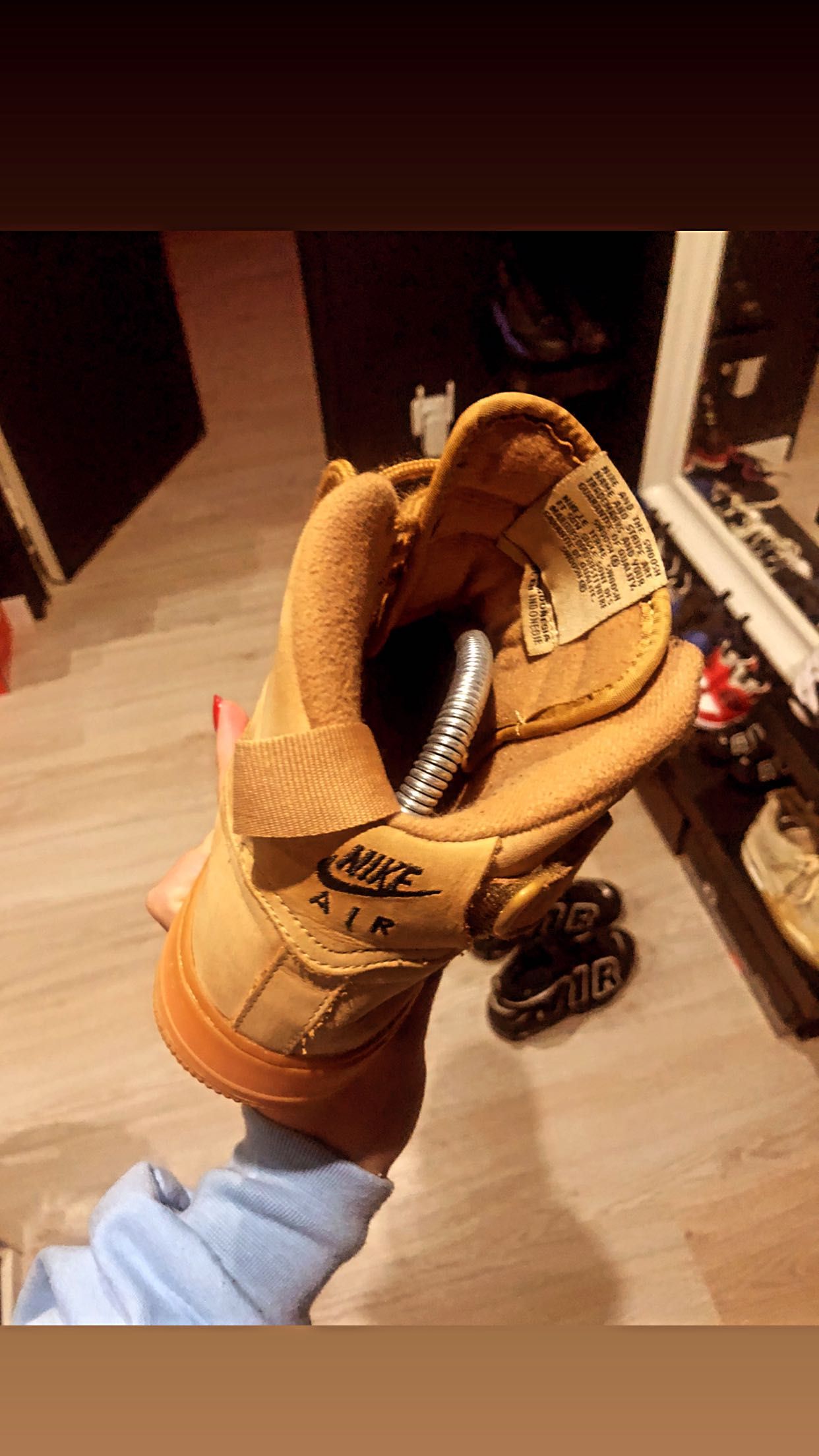 Vendo air force one mids flax