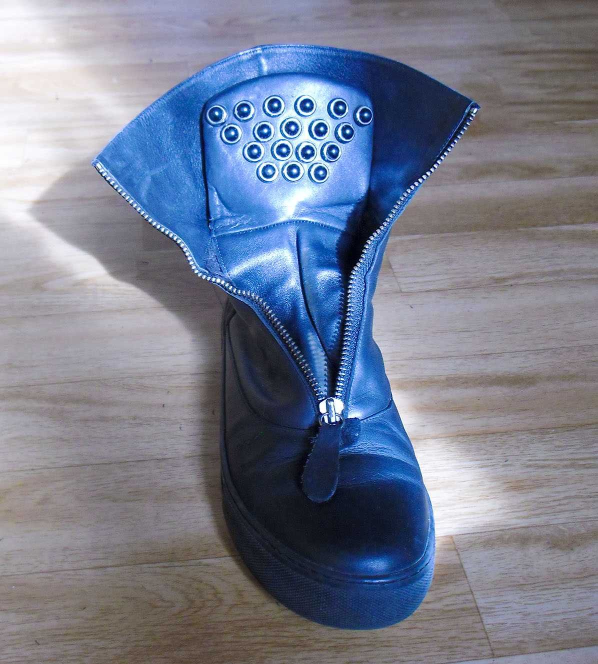 Демисезонные женские кожаные ботинки 39