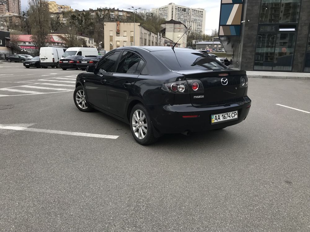 Продам Mazda 3 bk Мазда  3 бк 1.6 бензин Автомат