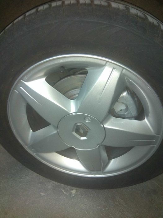 polimento de faróis Mercedes E 210 ESQ