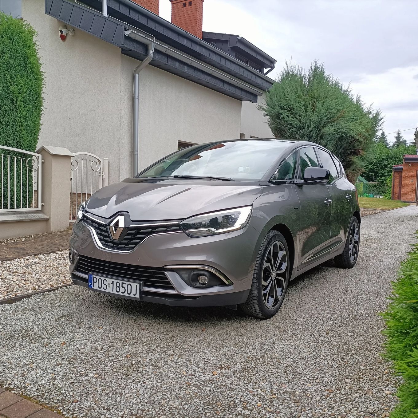 Renault Scenic Black edition automat