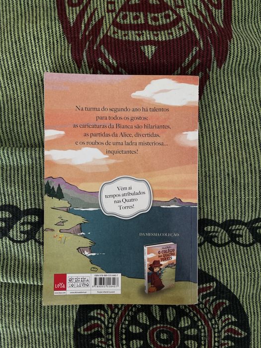 livros As Gémeas + Colégio das Quatro Torres