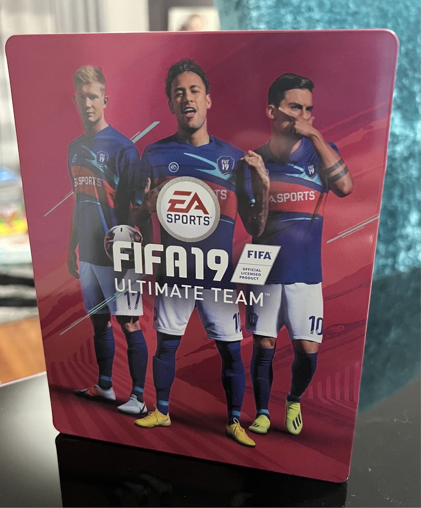 Vendo steelbook de Fifa 19