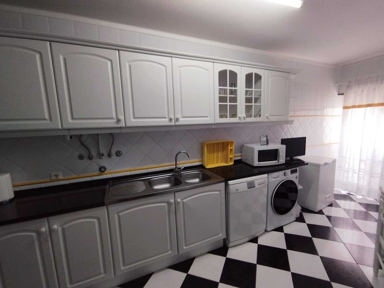 Arrendamento de quarto para Rapariga Estudante
