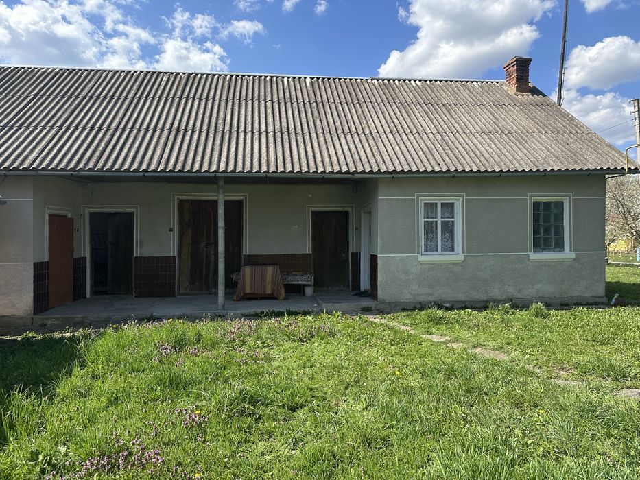 Будинок з ділянкою з літною кухнею, 16 км. від Чорткова, с. Майдан