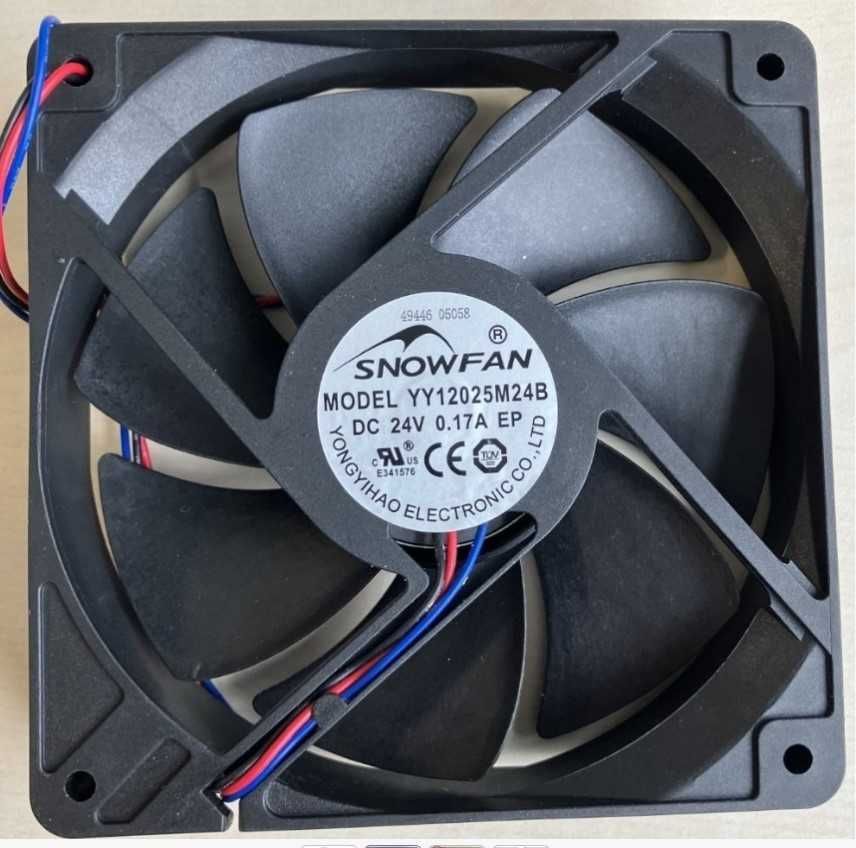 Wentylator 120 x 120 mm 24V