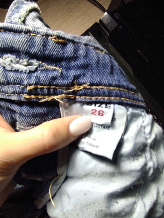 Джинсовий комбінезон