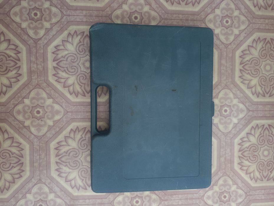 Набор инструментов/Корпус к болгарке Днепр МШУ-230