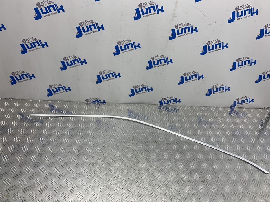 Молдинг двери передней правой A1667250282 для Mercedes Benz X166 GL-Kl