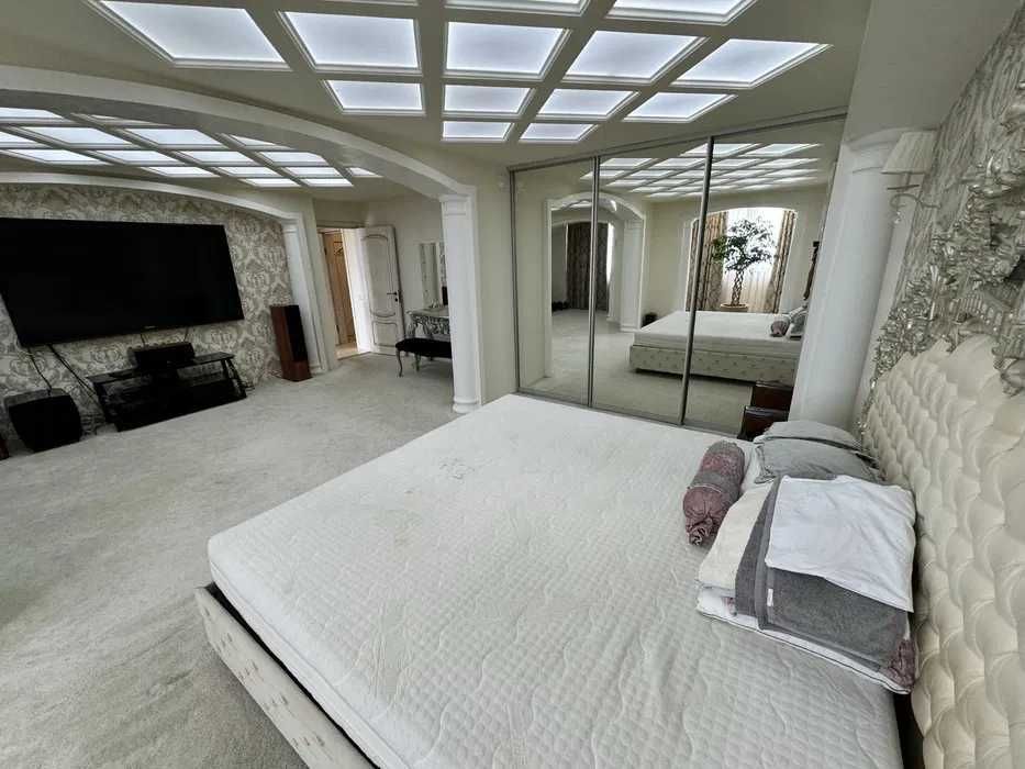 Аренда квартиры 3к 115м2 2-х уровневая Солнечный/пр-т Правды/Центр