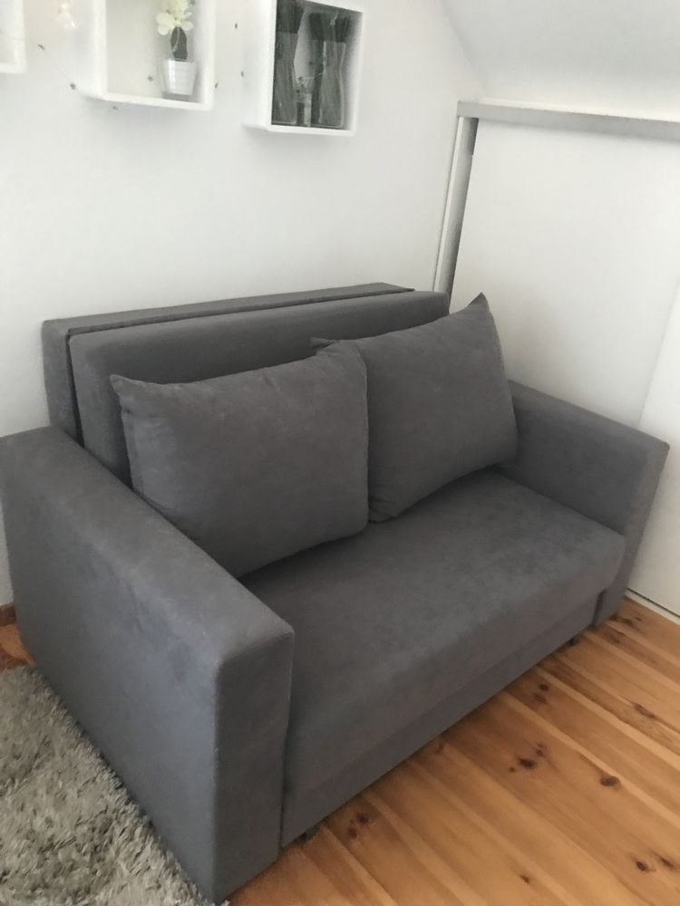 Sofa szara z funkcja spania