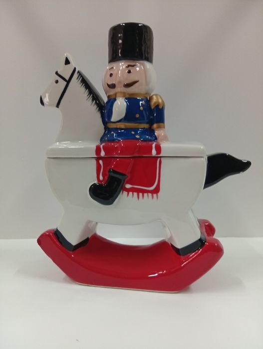 Bomboneira em porcelana