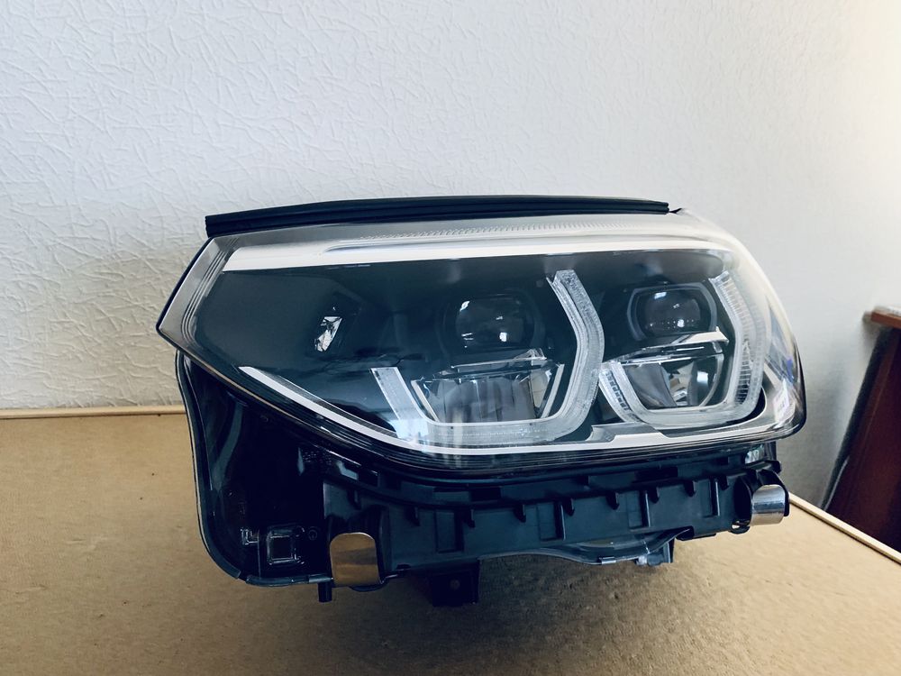 Продам фару BMW G01, G02 Full LED Adaptive БЕЗ блоків (ліва)