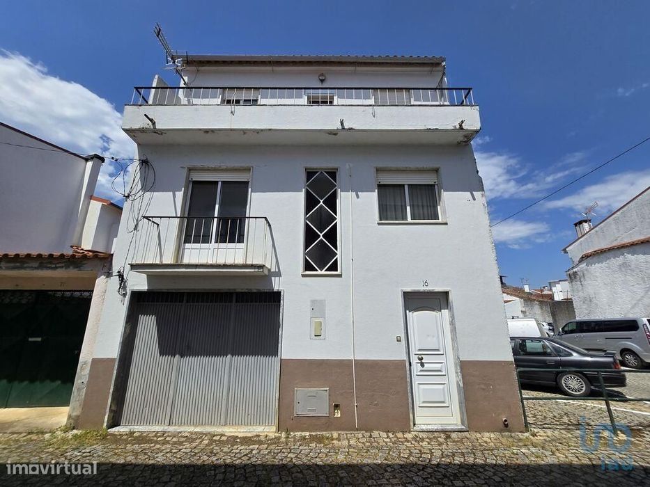 Casa / Villa T4 em Sarzedo de 144,00 m2