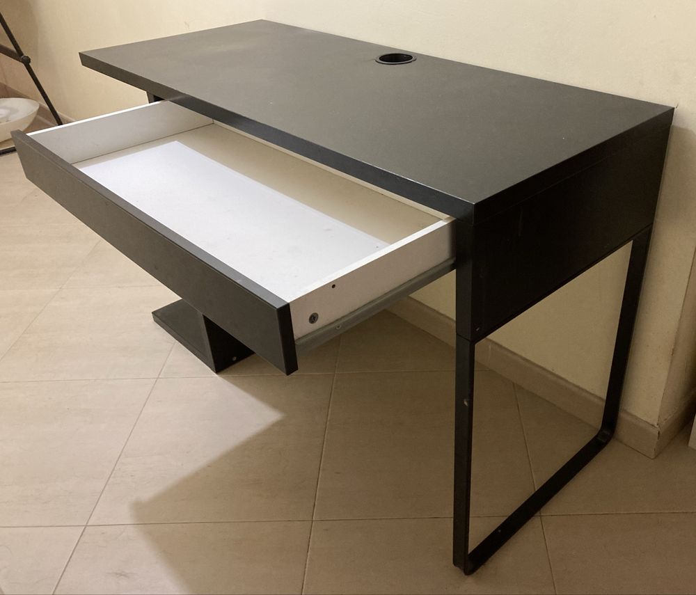 IKEA Secretária Micke