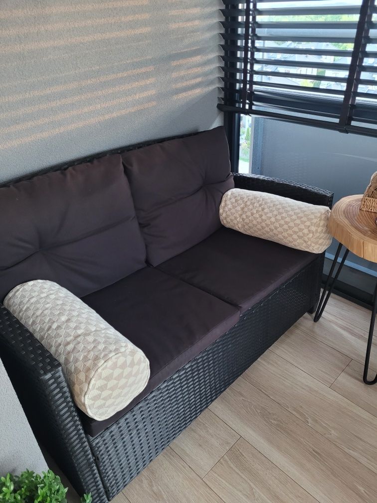 Sprzedam sofa na balkon lub taras