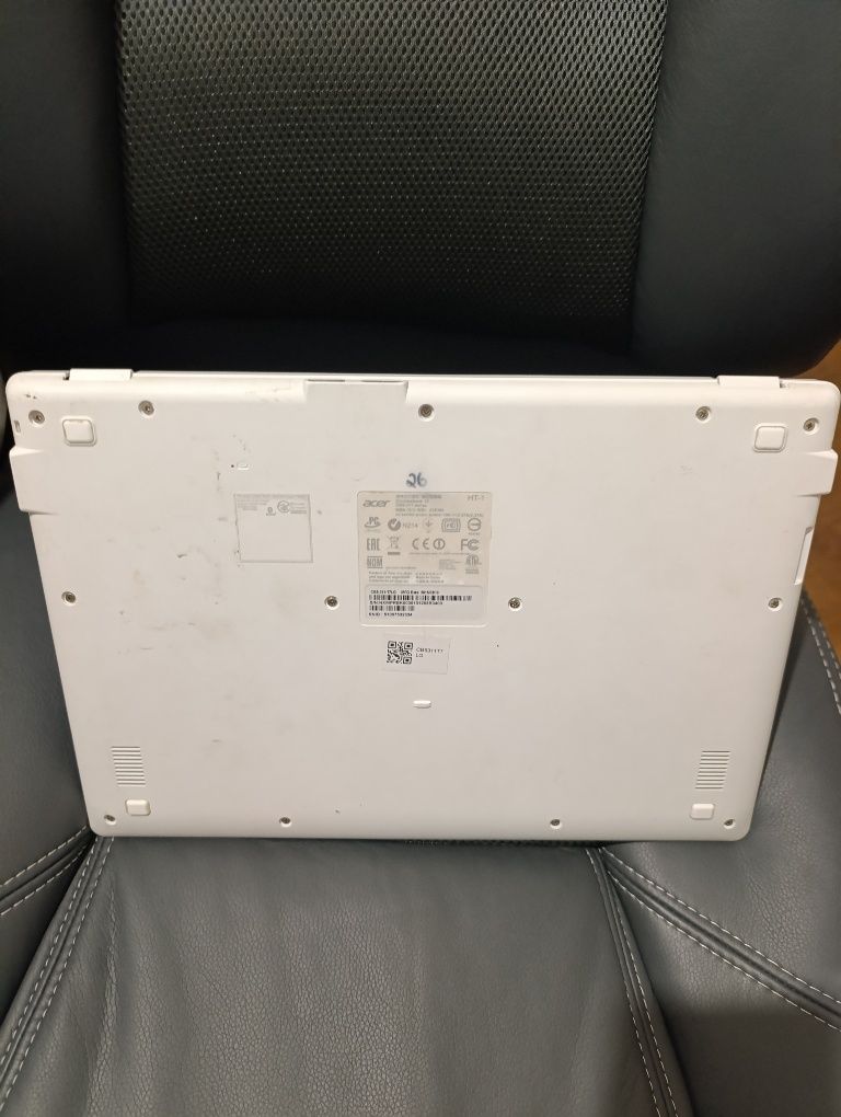 Acer Chromebooks 13-CBS-311 (para peças)