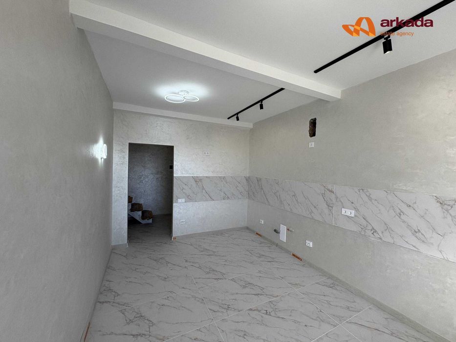 Дворівнева квартира з ремонтом, мікрорайон Пасічна