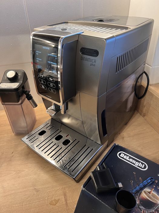 Ekspres do kawy automatyczny DeLonghi Dinamica Plus ECAM370.95.T 19BAR