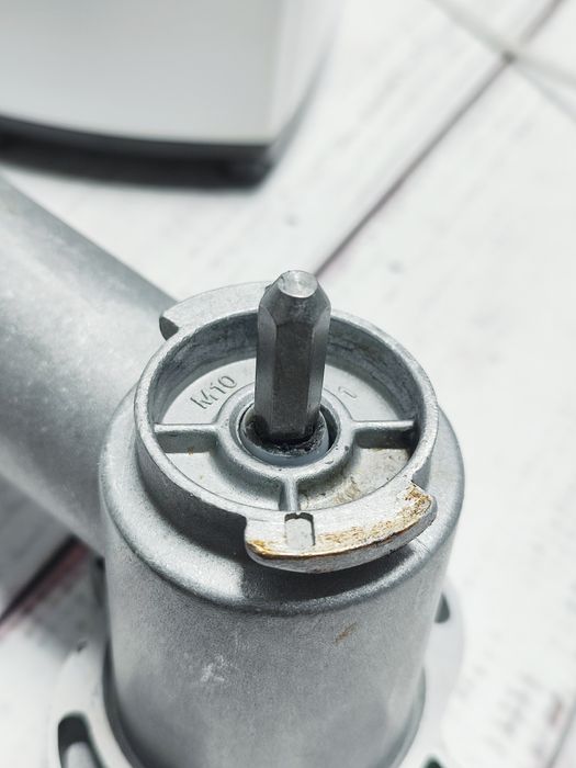 М'ясорубка  Moulinex HV4 (ME44)