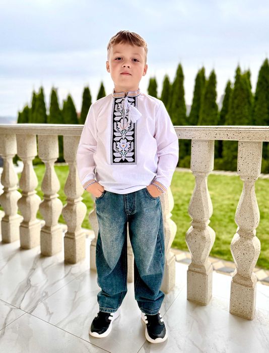 Борщівська дитяча вишиванка