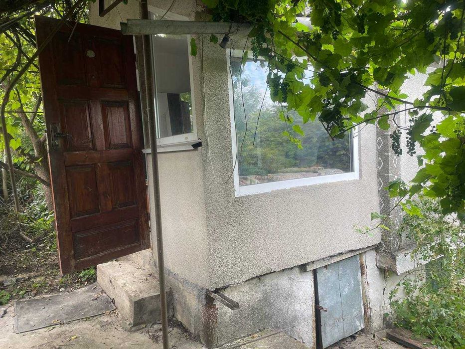 Продаж 2к будинку,підвал,мансарда,111 кв.м.,землі 7,8 сот,Лезнево!ТОРГ