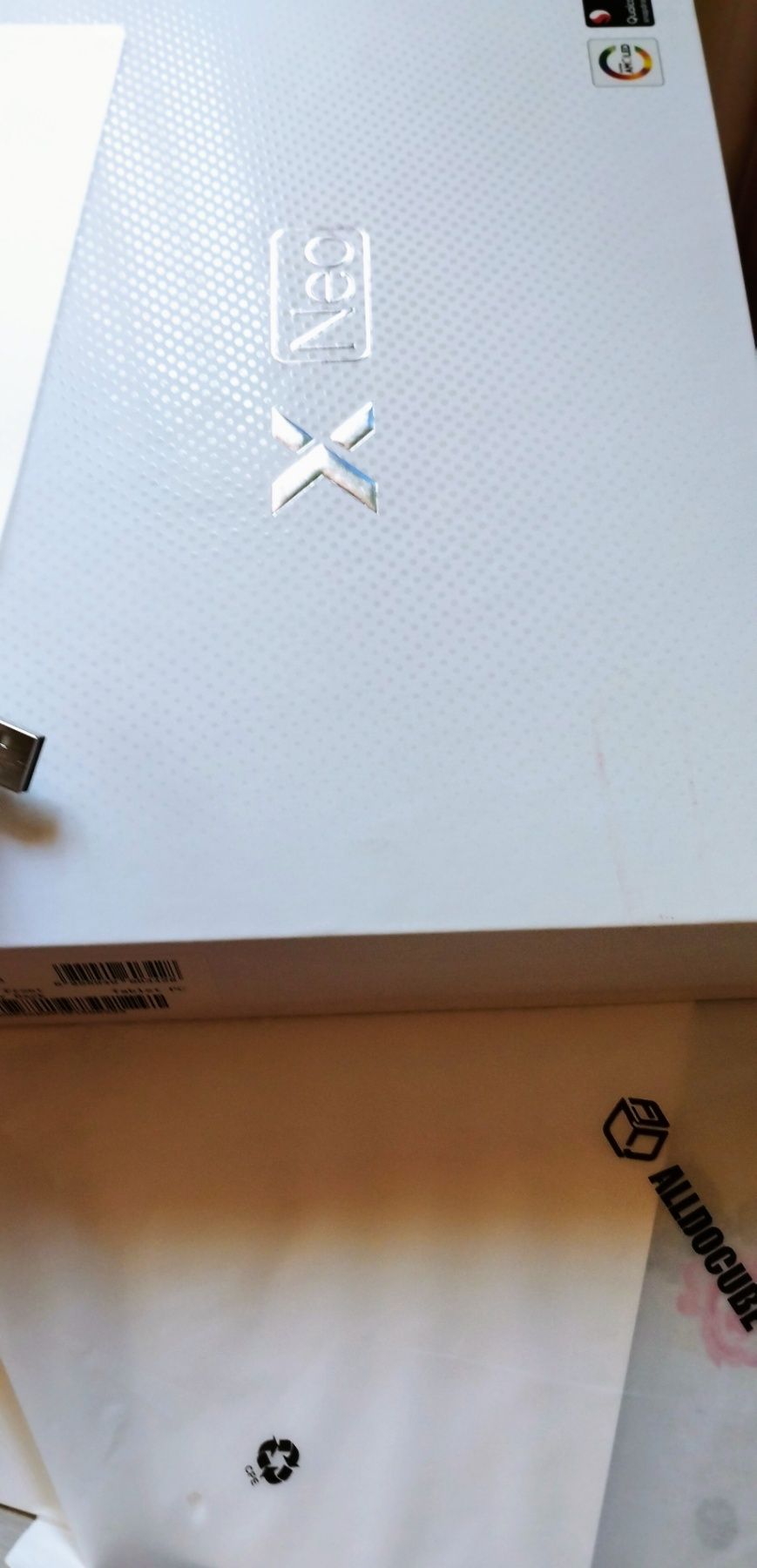 Планшет - телефон ALLDOCUBE X Neo 10.5" 4/64GB LTE/GPS