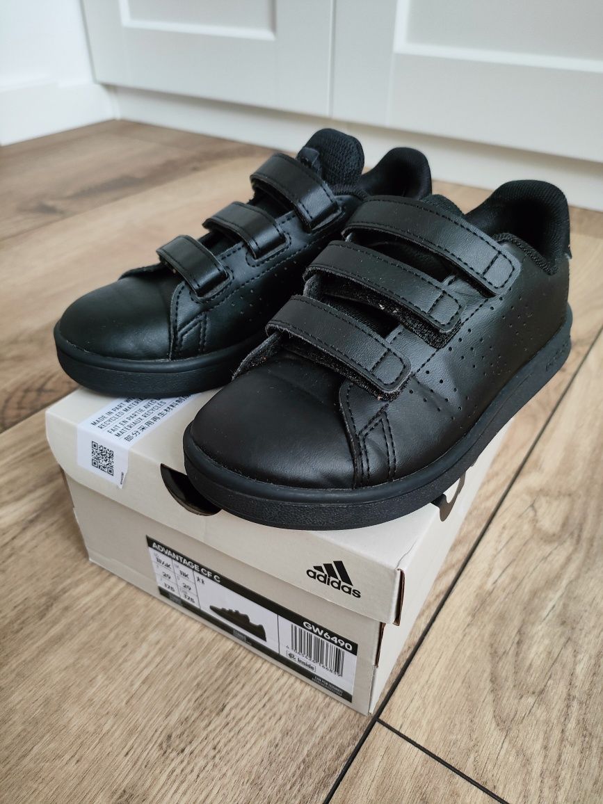 Sprzedam buty dziecięce Adidas