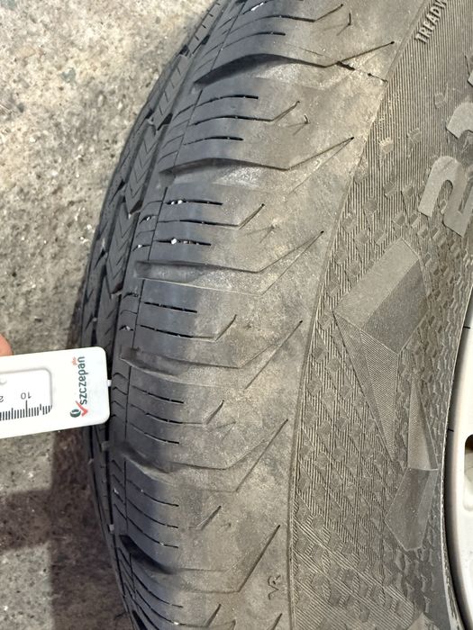 Komplet kół 215/70 R16