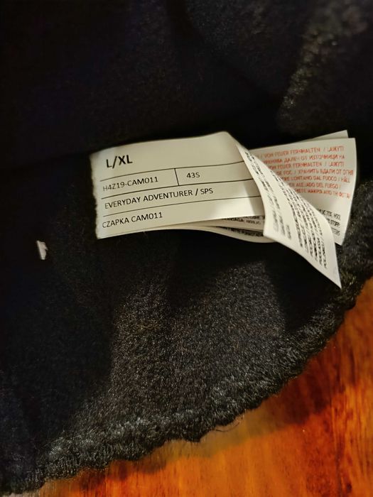 Czapka zimowa 4F, nowa, wielokolorowa