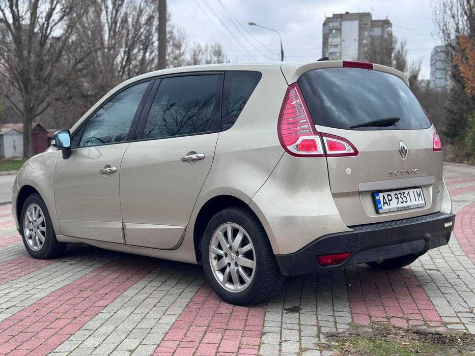 Renault Scenic 2011 1.6dci BOSE Мкпп-6