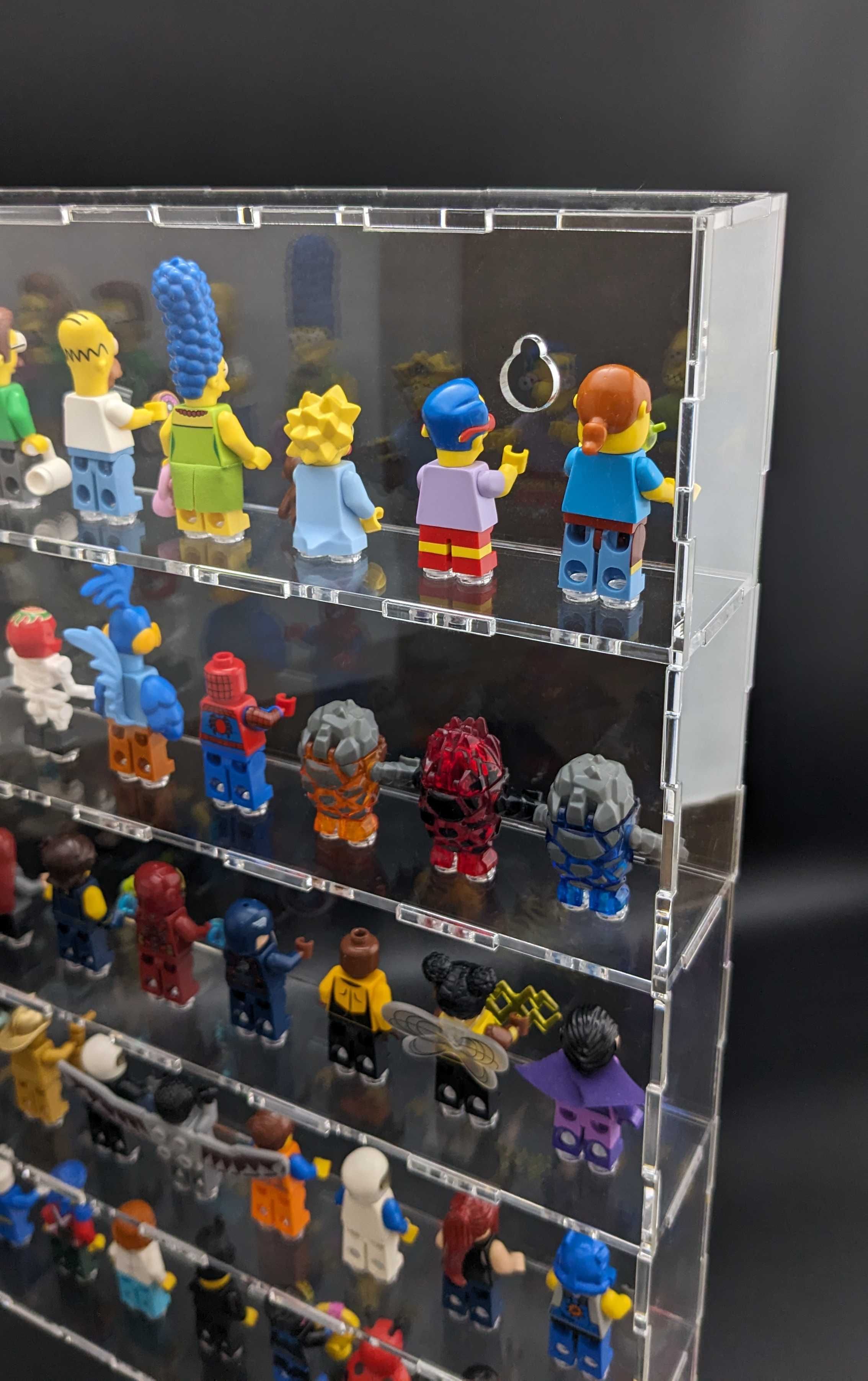 Gablotka LEGO na 50 szt. Minifigures, minifigurki LEGO witryna