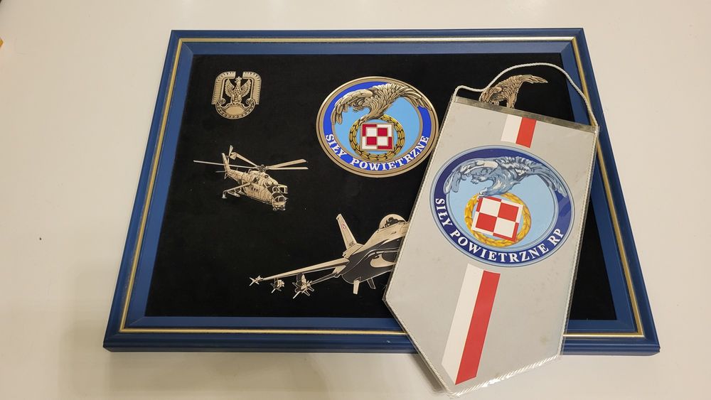 Ryngraf + proporzec Sił Powietrznych Wojska Polskiego