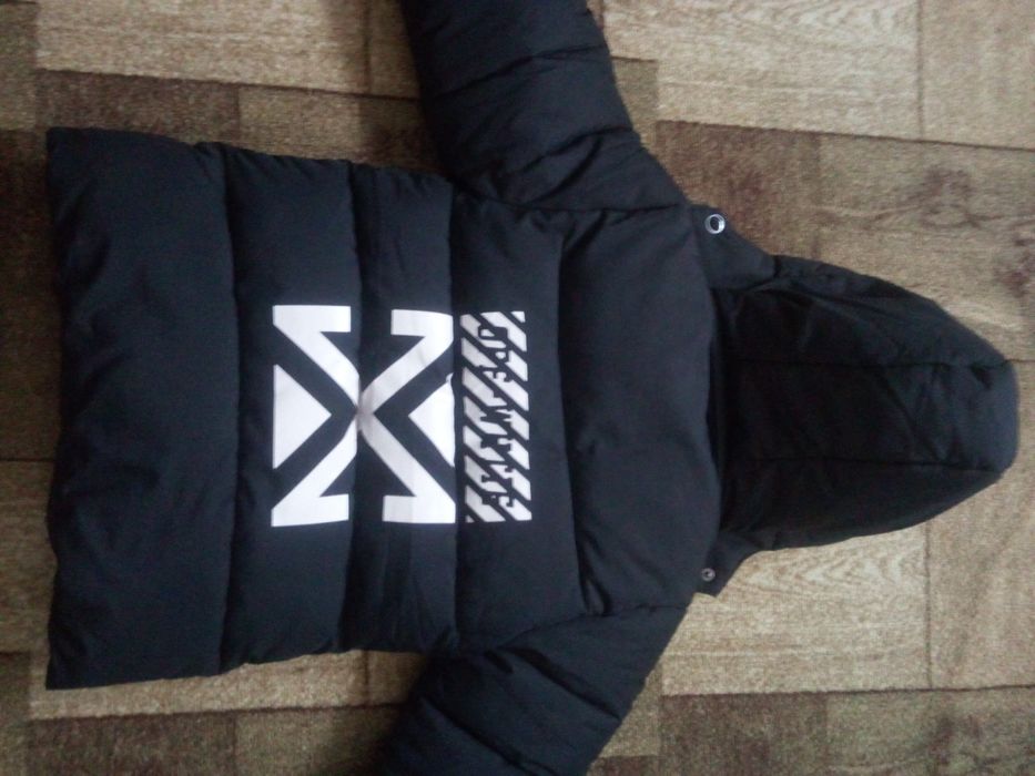 Куртки детские на мальчика 5-6 лет.