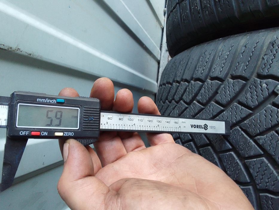 Cena za 2 Opony zimowe 235/45r19 BRIDGESTONE 2023r 6mm