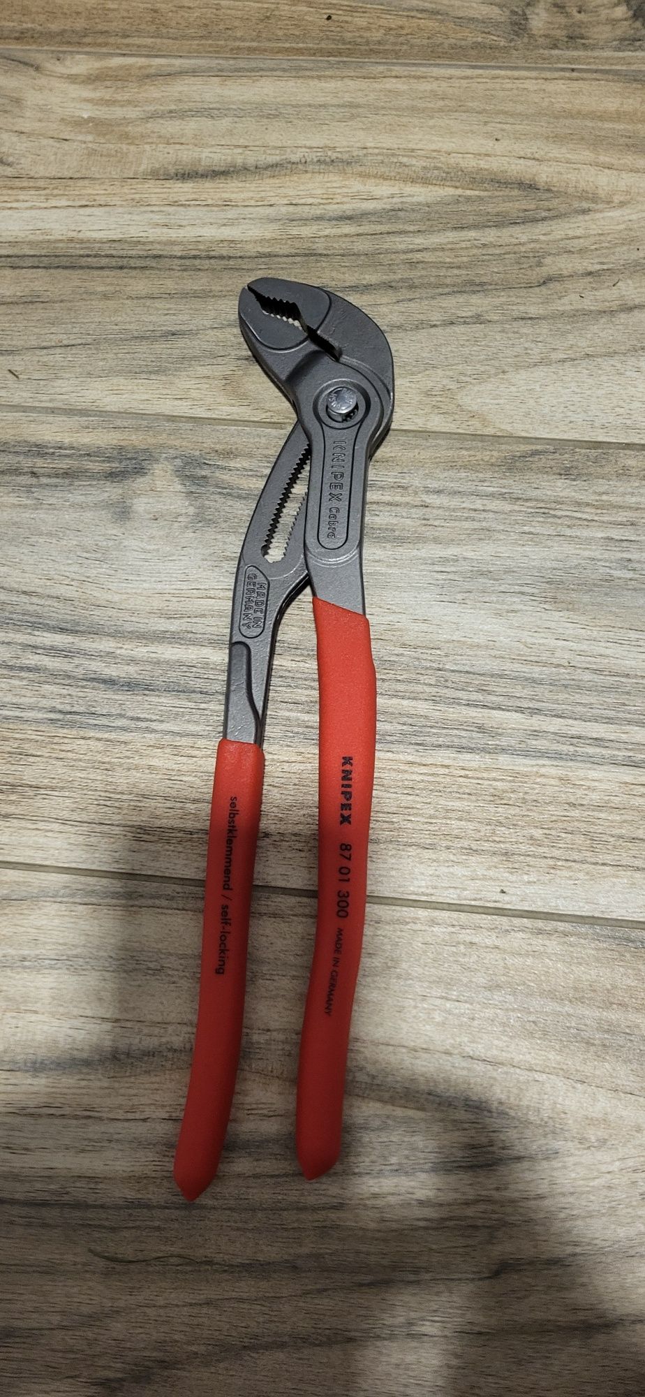 Klucz nastawny KNIPEX 300