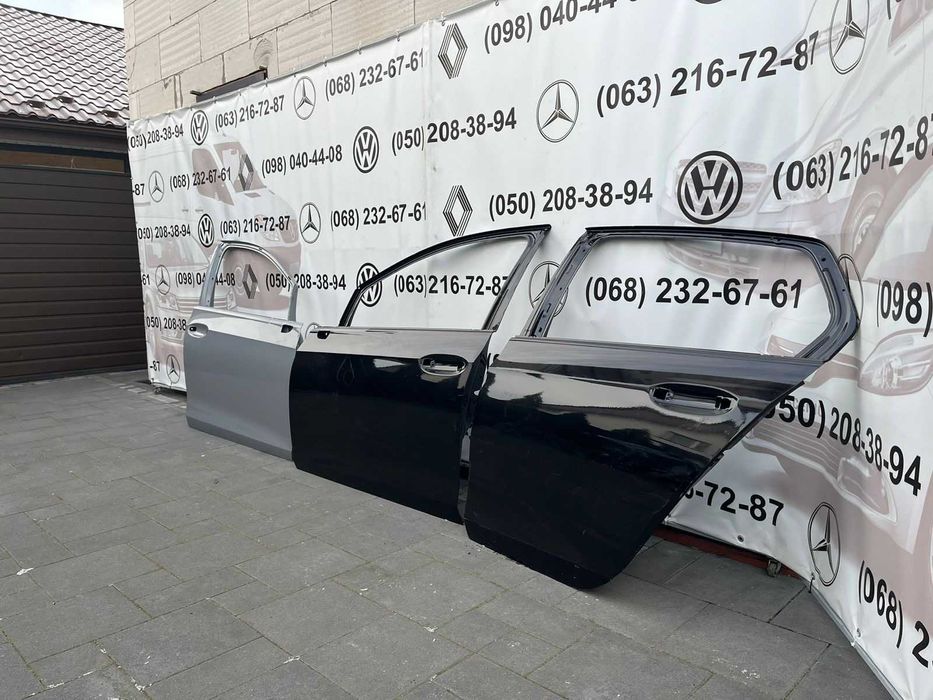 Двері ліві праві передні зад vw golf 8 5H4831311 5H4833311E