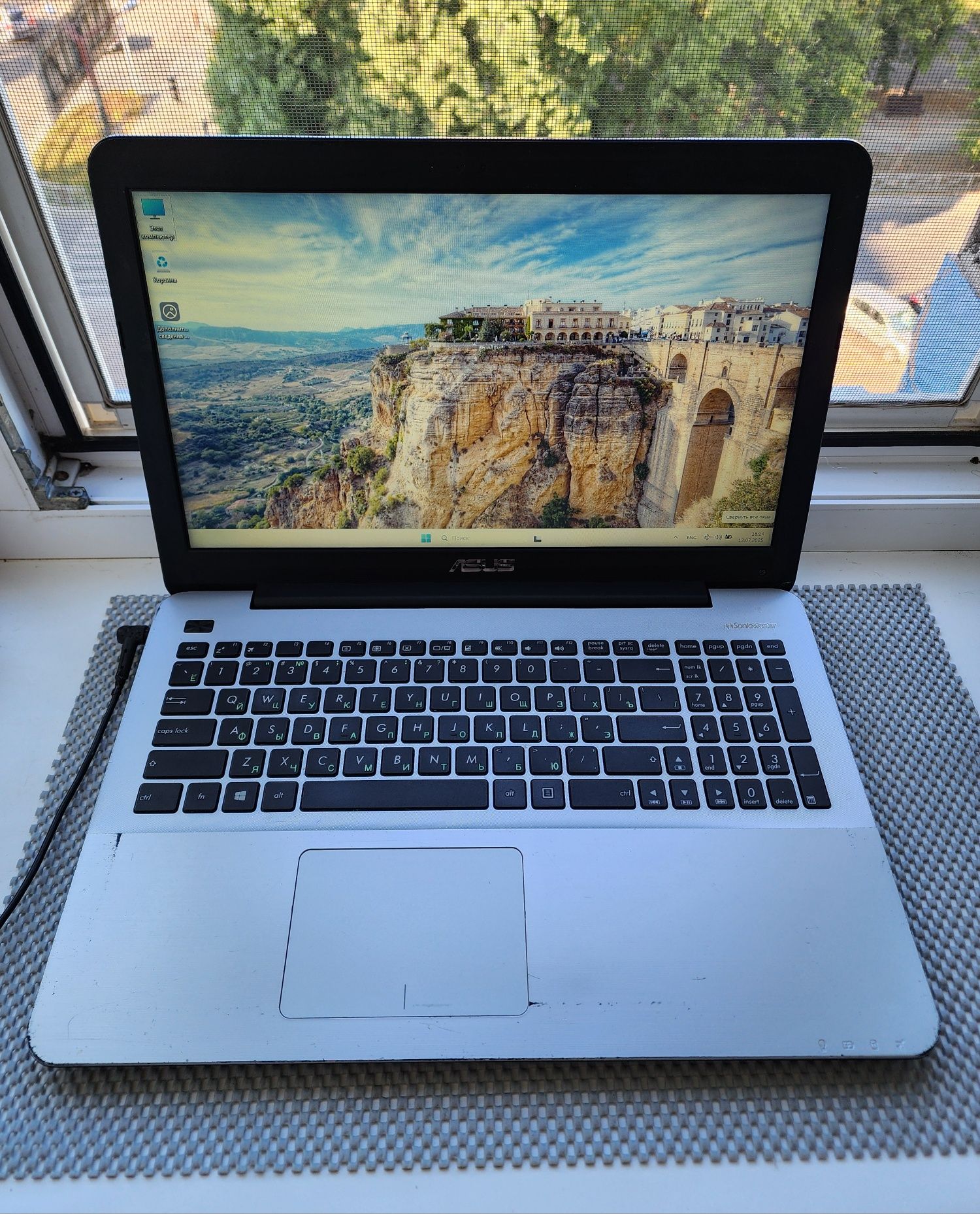 Asus | I5-4210U | GT820M 2GB | 6GB DDR3