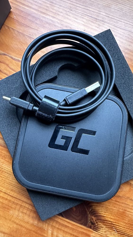 ladowarka indukcyjna , usb c QIGC01 Green Cell AirJuice Black