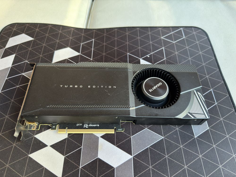 GIGABYTE GEFORCE RTX 3080 Turbo edition 10 GB 2.0 GDDR6X
