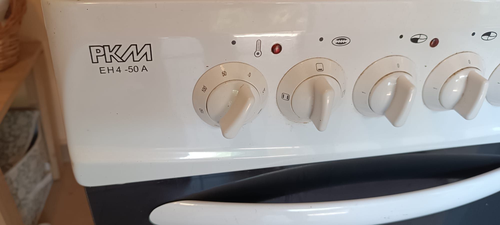 Piec kuchenny elektryczny  PKM EH 4 -50A