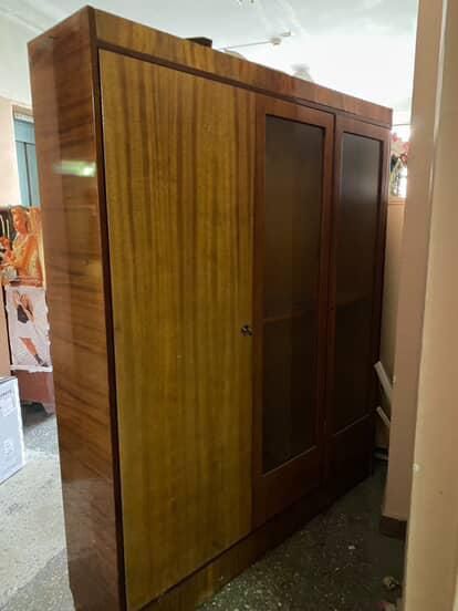 мебель столы и шкафы  бесплатно