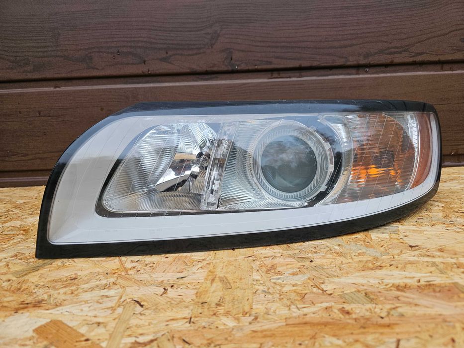 Reflektor Lewy przód lampa lewa przednia Volvo V50 S40 II LIFT 07-12