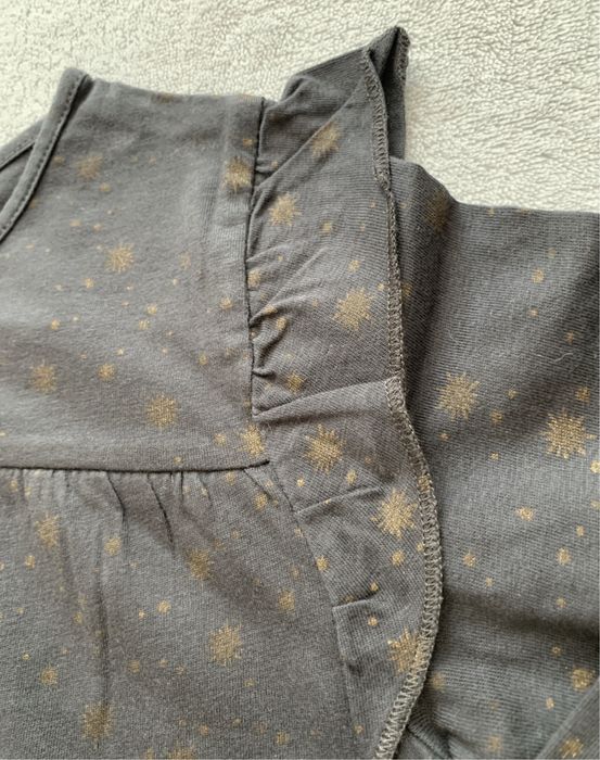 Tape a L’oeil grafitowa bluzeczka w złote gwiazdki r. 140  10 lat