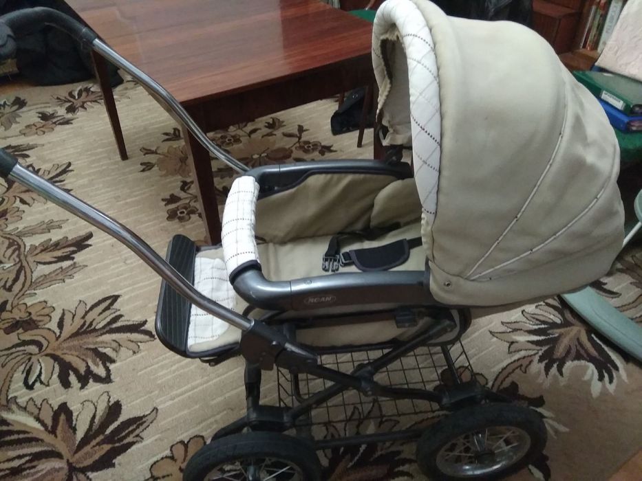 Детская коляска