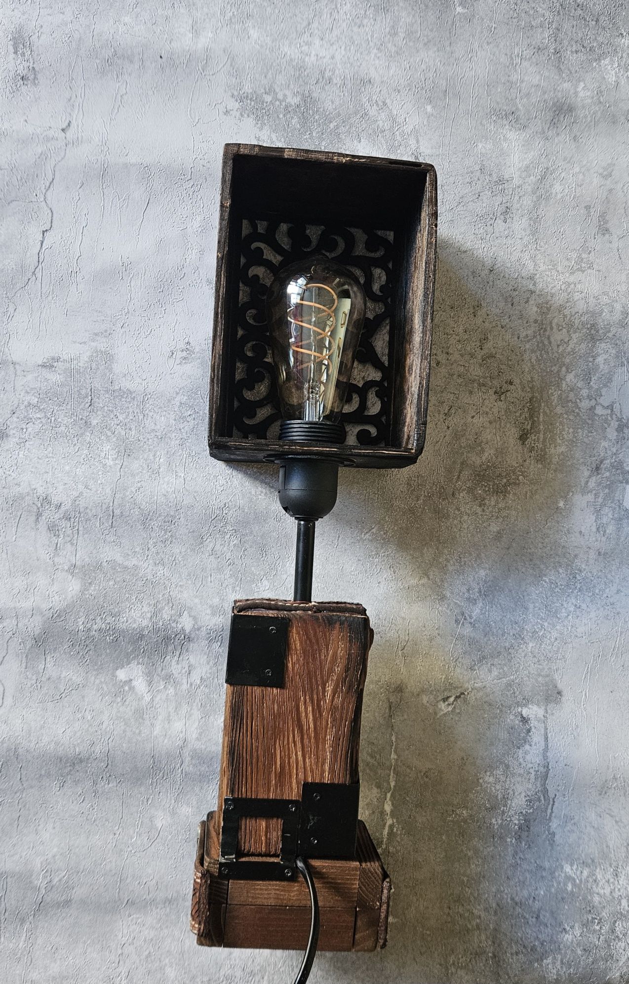 Unikat ażurowa lampka z drewna vintage Industrial loft żarówka ozdobna